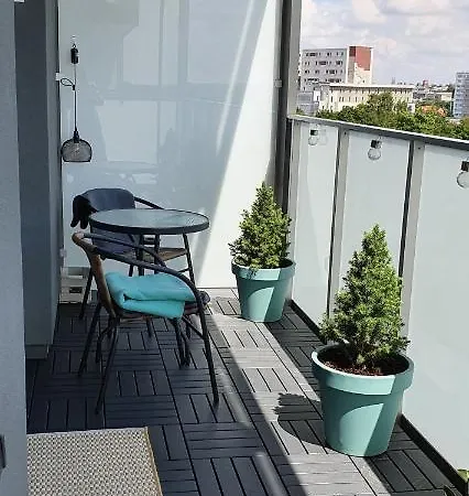 Apple - Mickiewicza Prywatne Miejsce Parkingowe Łódź