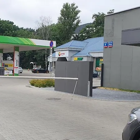 Apple - Mickiewicza Prywatne Miejsce Parkingowe