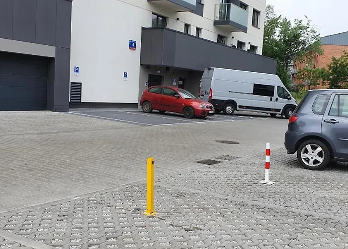 Apple - Mickiewicza Prywatne Miejsce Parkingowe *