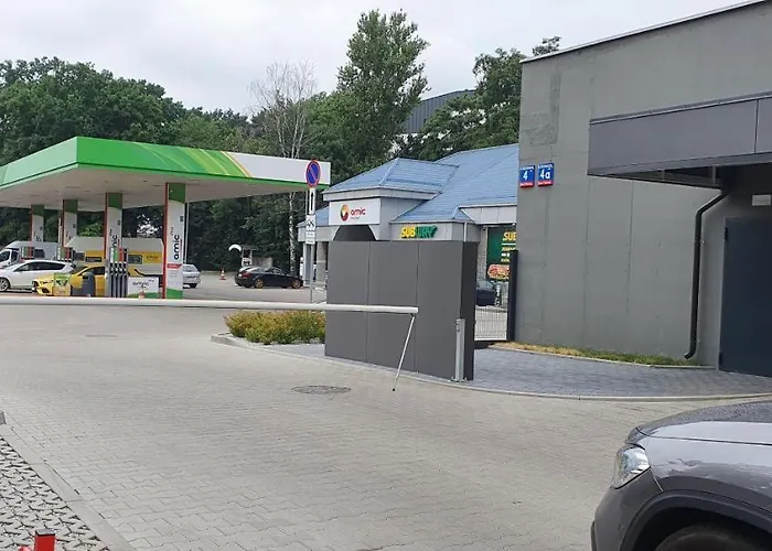 Apple - Mickiewicza Prywatne Miejsce Parkingowe